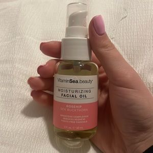Skincare facial oil
